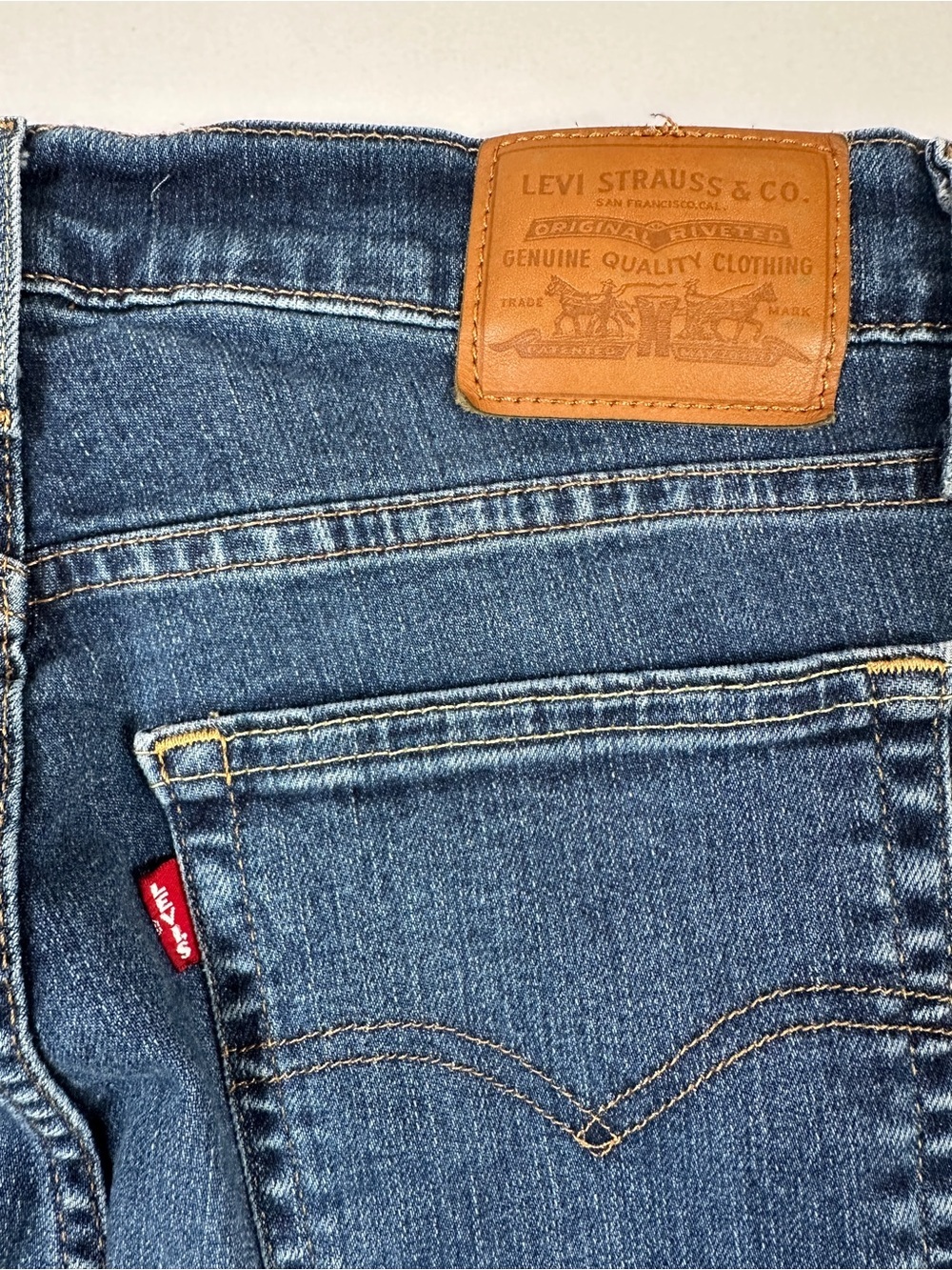 Levi’s 724 High Rise Straight Leg Jeans Light Wash Size 27 - Picture 7 of 7